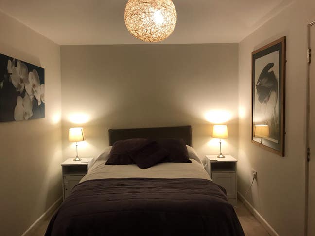 Double bedroom with  en-suite  Main Photo