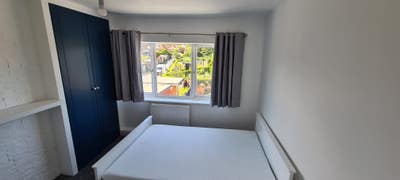 Double room for rent in Hanger lane  Main Photo