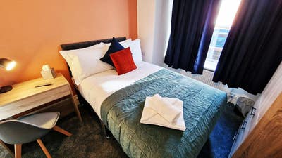 Four Double En-Suites Next to Bae Main Photo