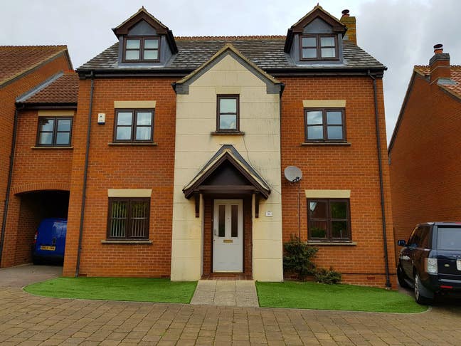 Executive Double room - No deposit or fees - MK8 Main Photo