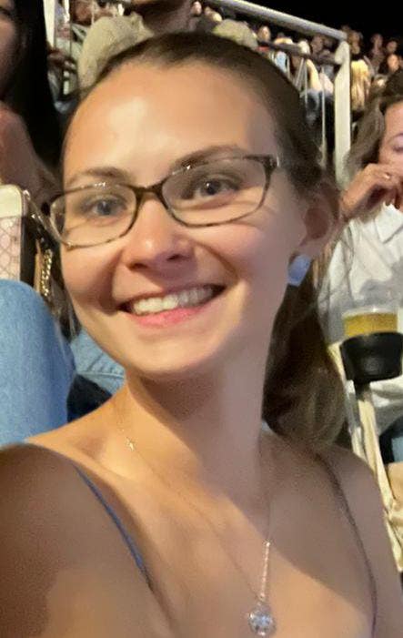 cheery, social 33yo looking for a home! Main Photo