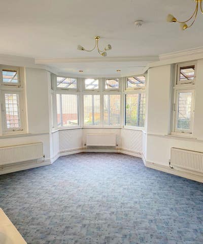 Guardianship: 1 Room in 4 Bed House in Blackwater Main Photo