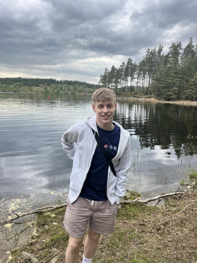 Young male professional, 23, looking for a room Main Photo