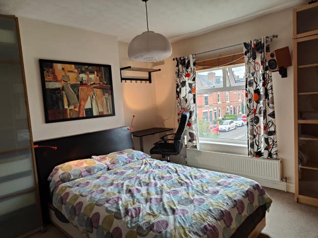 Double Room to Let - just off Beeston High Street Main Photo