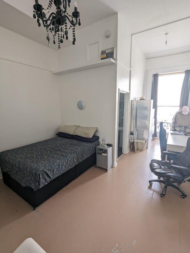 Bright, Spacious Studio near Brighton Seafront Main Photo