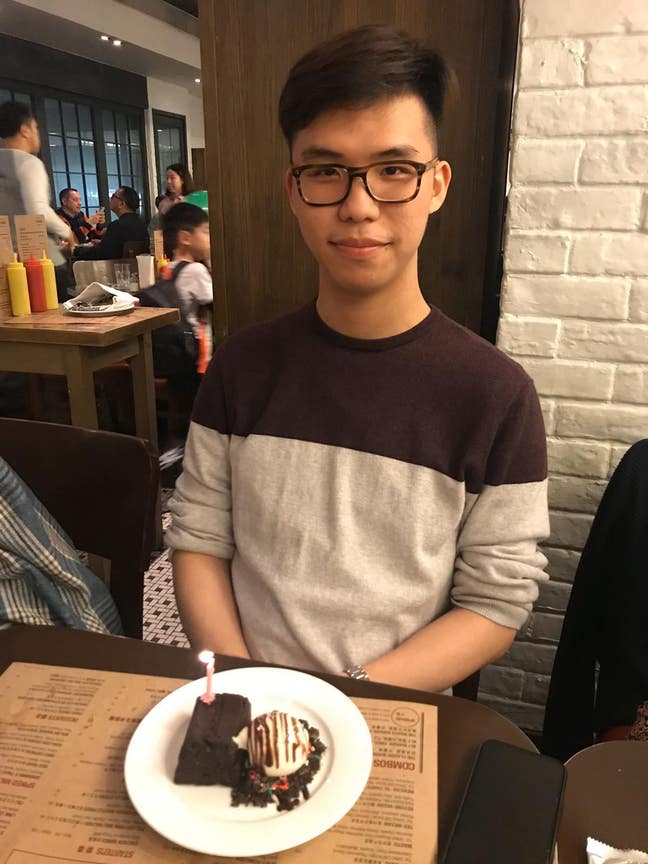27 Y/O Professional Seek En-Suite Room in London Main Photo