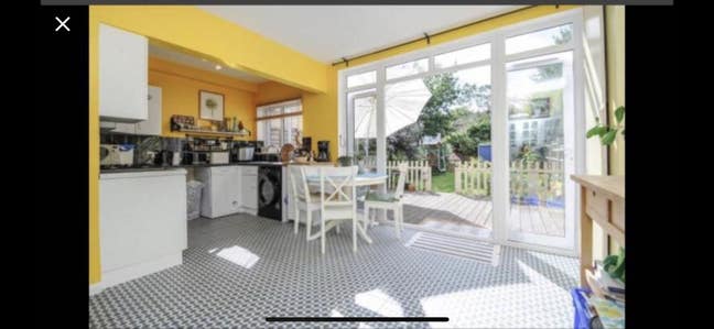 Stunning Room to Rent Main Photo