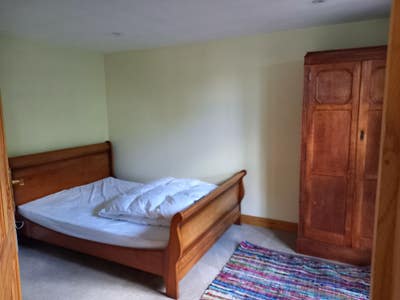 Ground Floor Double Room in quiet neighbourhood Main Photo