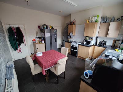 Pet friendly single room close to centre Main Photo