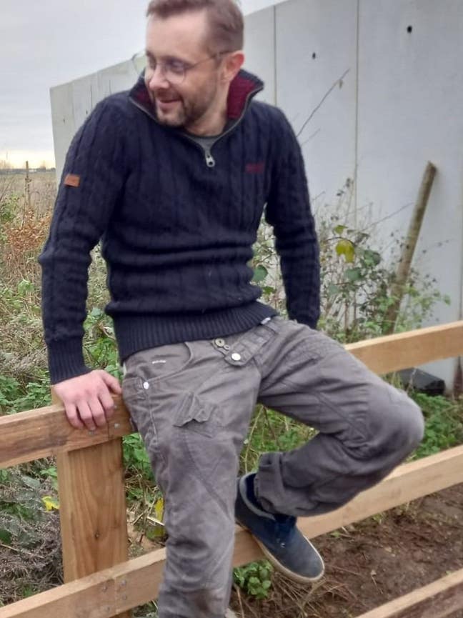 Quiet room for single professional. Main Photo