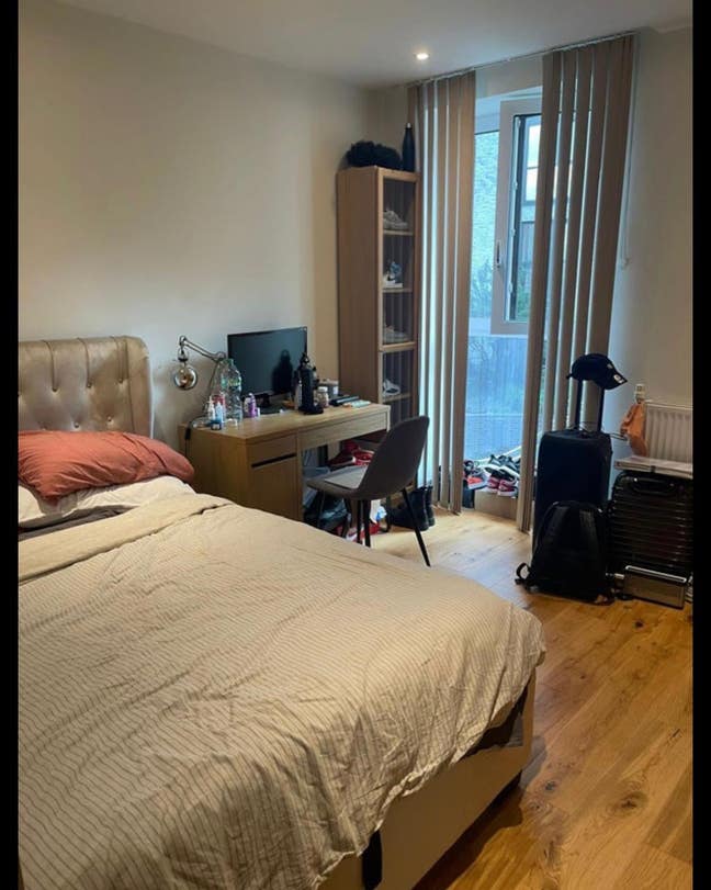 Luxury double room en-suite Canning Town  Main Photo