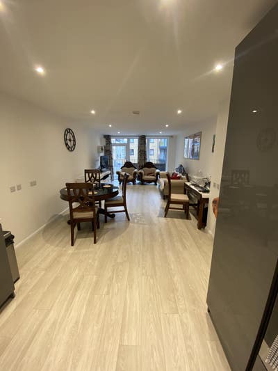 Large rooms in New build Luxury flat  Main Photo