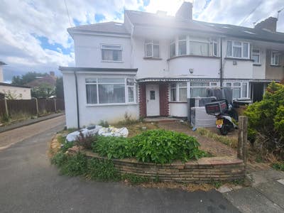 Spacious Room With ALL BILLS iNC. Near  Tooting Main Photo