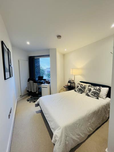 Double Room with own bathroom Main Photo