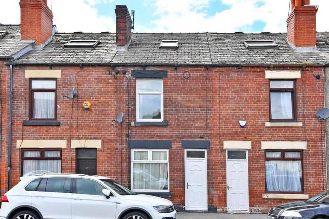 Last Room Remaining! Great Location Main Photo