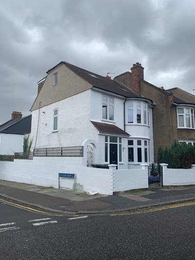 Bright Double Room 3 Min Walk from Station/Shops Main Photo