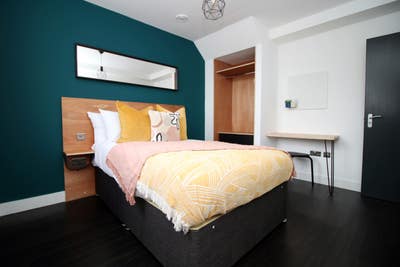 High End Designer Property Main Photo
