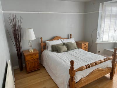 Large House with rooms to rent Main Photo