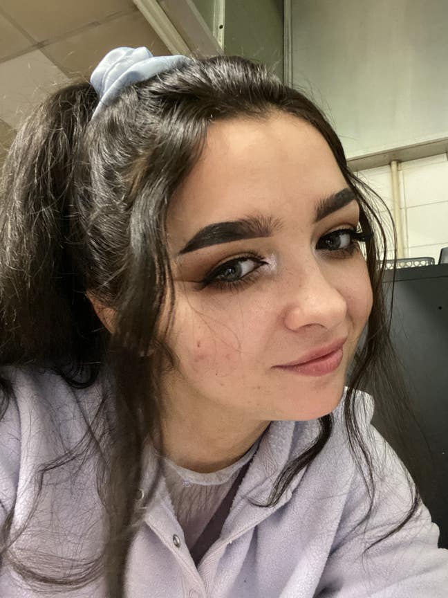 Looking for a nice place  Main Photo