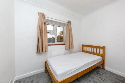 Single Furnished Room to Let  Main Photo