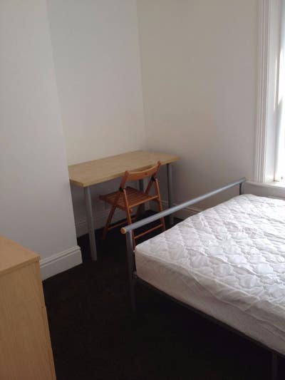 Double  room for £290pcm Includes Bills Main Photo