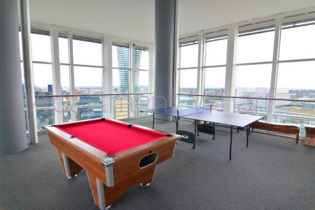 🚨 Luxury Spa, gym, swimming, canary wharf Main Photo