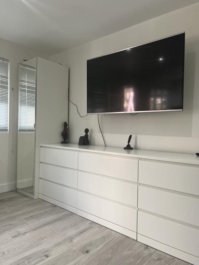 Self contained studio flat to rent Main Photo