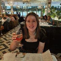 Friendly digital designer looking for a room near  Main Photo