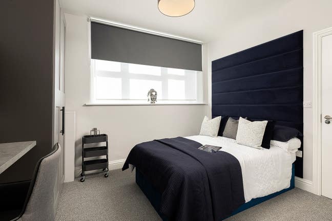 1 - Boutique En-Suite Rooms - High St  Main Photo