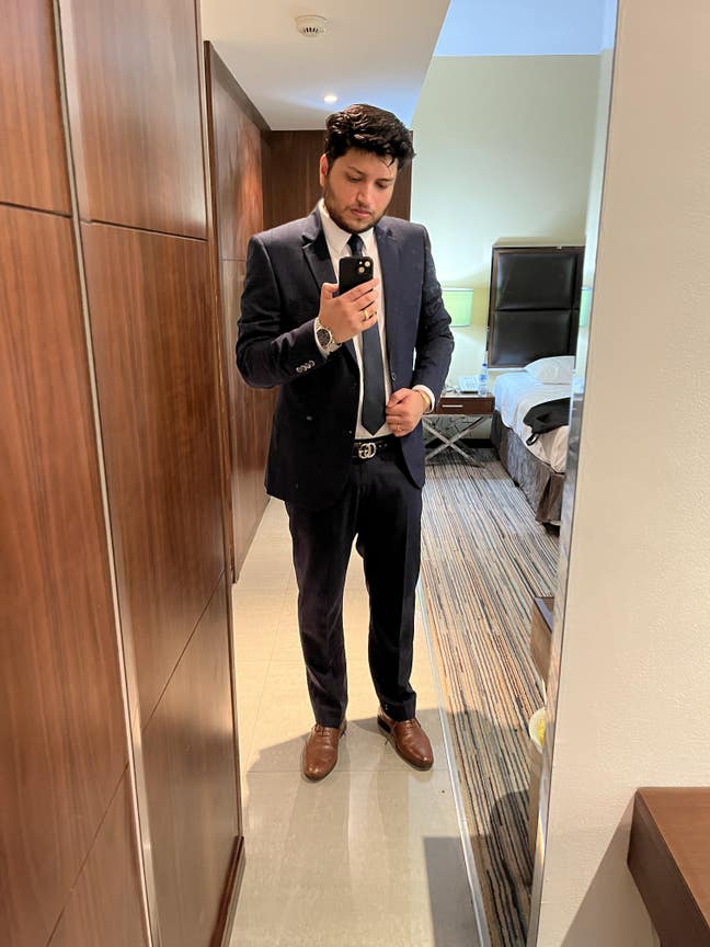 Looking for a a room Main Photo