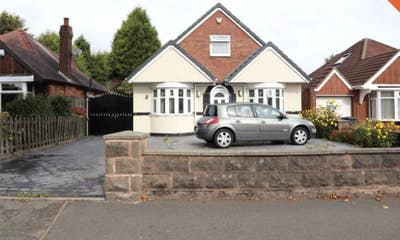 Double Bedrooms Available Main Photo