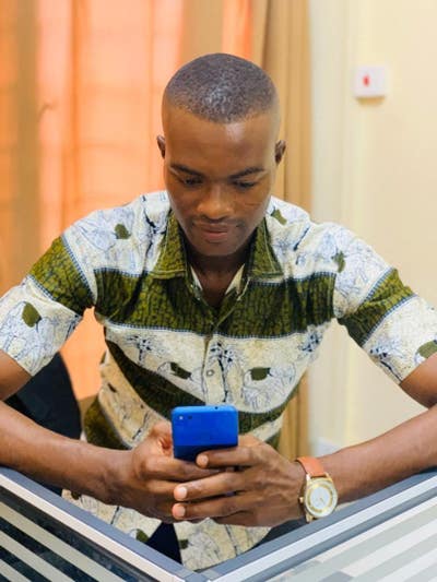 Room wanted Near RH6 0BN   Main Photo