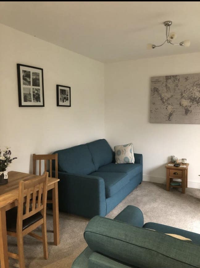 Double room to let  Main Photo