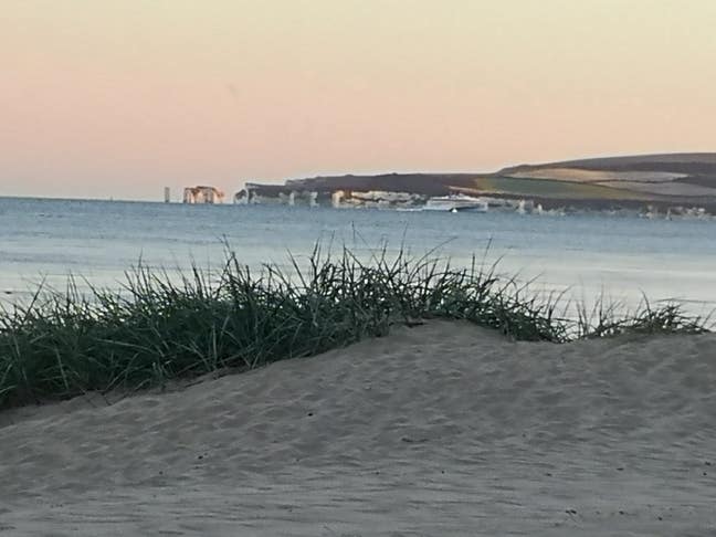 Fabulous location, short walk to beach Main Photo