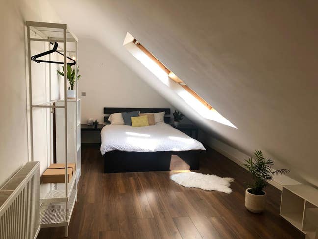Looking for a sensible and clean flatmate Main Photo