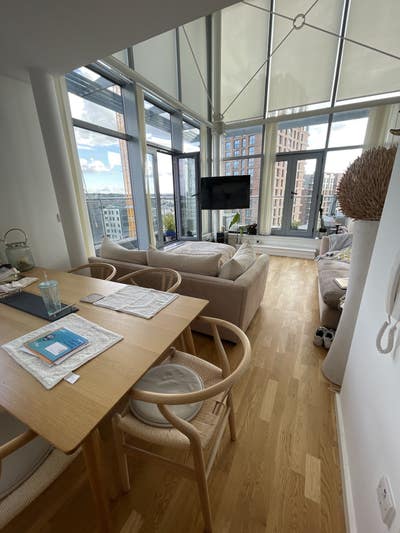 Beautiful penthouse in leeds city centre  Main Photo
