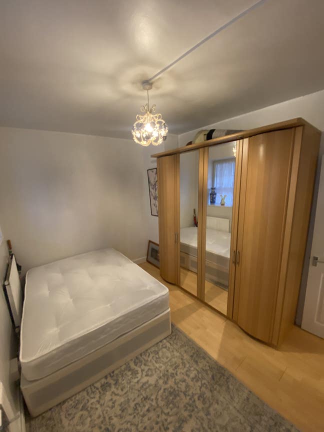 January Female Greenwich Amazing Double Room! Main Photo