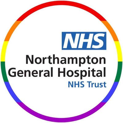 Male Doctor looking for a couple accommodation  Main Photo