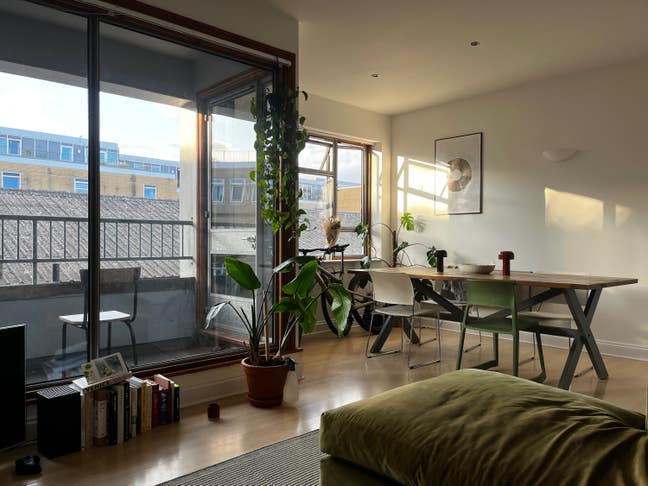 Your modern house in london fields Main Photo