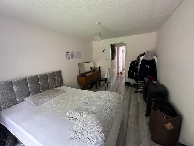 Furnished Single and Double bedroom  Main Photo
