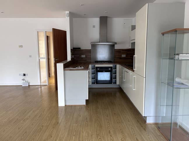 Beautiful Ensuite double bedroom in harbour Main Photo