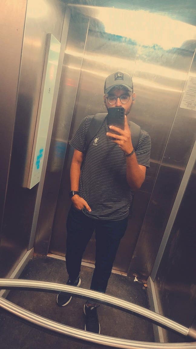 I am a male professional lookind to sort my a... Main Photo