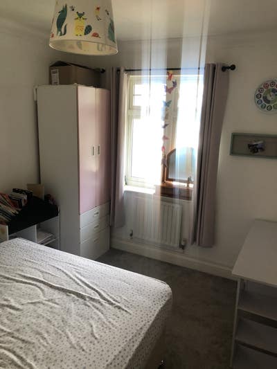 Cheerful house with convenient location  Main Photo