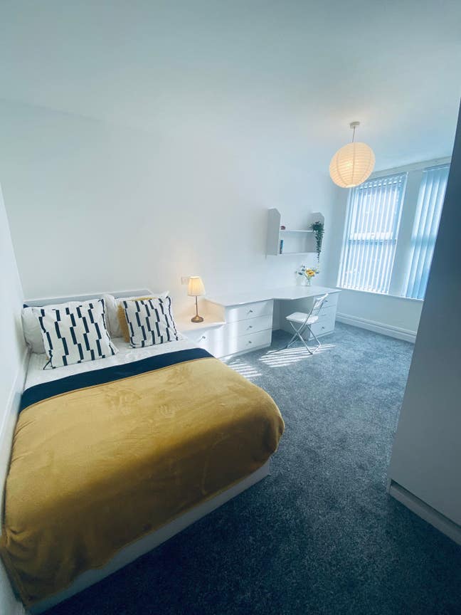 ✨ 4 Bed | Large Double | All Female ✨ Main Photo