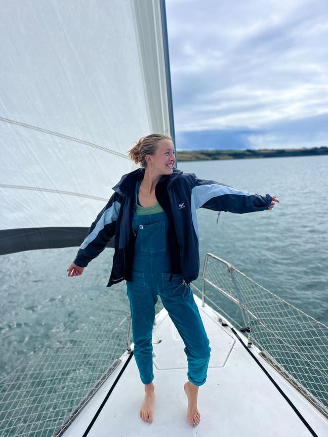 Looking for a room to rent or to buddy up Main Photo