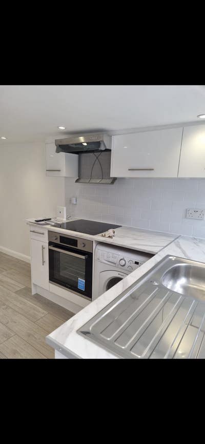 Studio apartment  / private parking  Main Photo