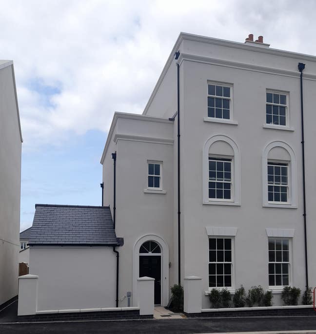 Fantastic double and single rooms avaliable  Main Photo