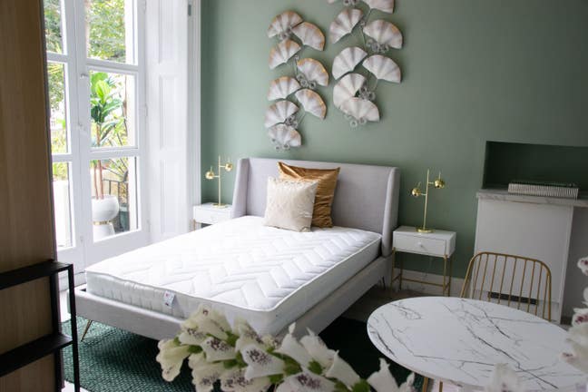 Elegant And New Studio With Private Balcony ! Main Photo
