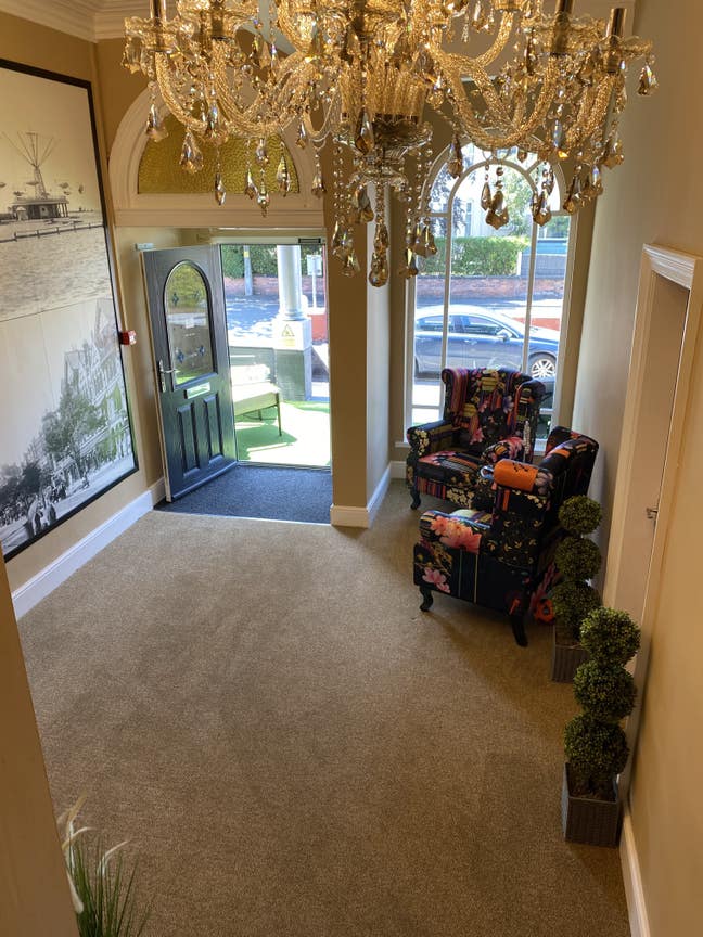 Long term Ensuite rooms -  Free  Parking Main Photo