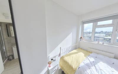 Lovely flat 3 mins walk to Clapham North Tube Main Photo